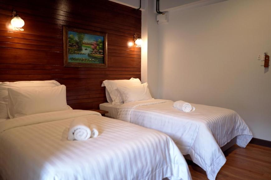 Ingmon House Hotel Чиангмай Екстериор снимка