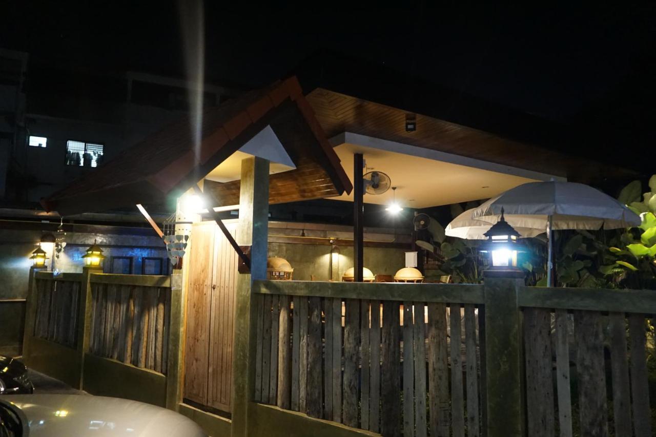 Ingmon House Hotel Чиангмай Екстериор снимка
